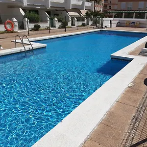 https://balancon-pool.adeje-hotels.com